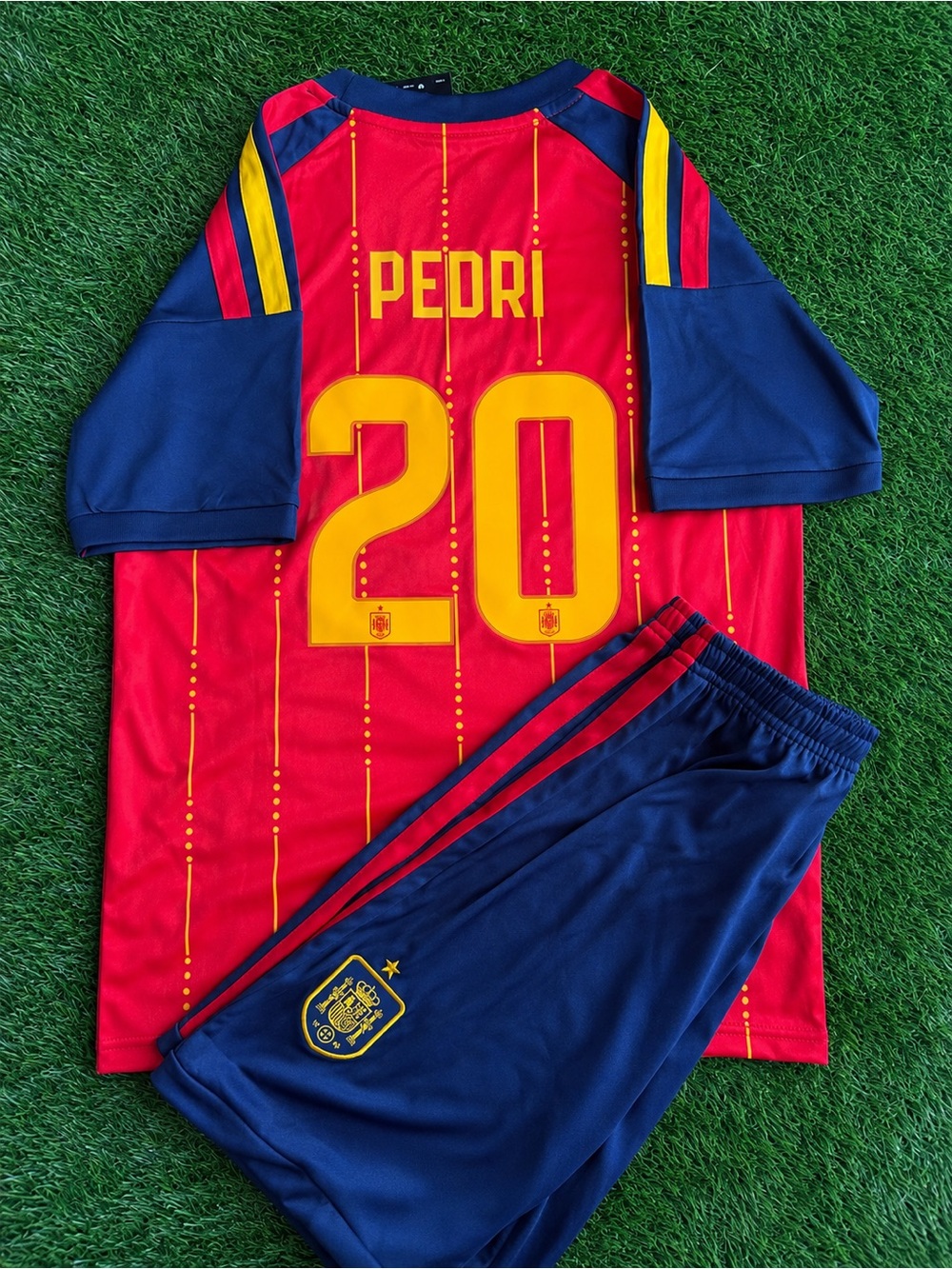 Pedri Spain jersey kids set